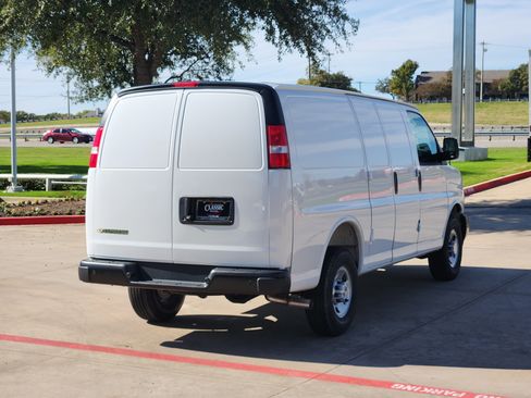 New 2025 Chevrolet Express 2500 w/ Driver Convenience Package image 13