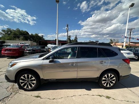 Used 2016 Subaru Outback 2.5i Limited AWD/4WD image 4
