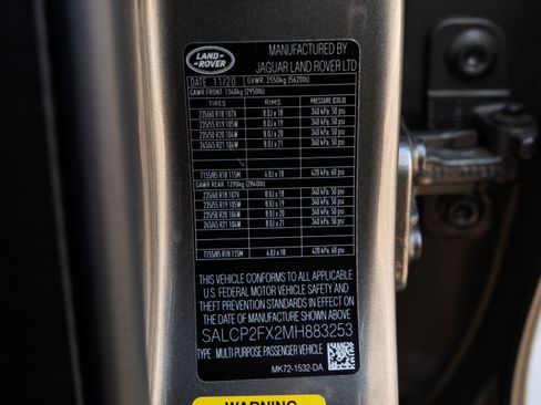 Used 2021 Land Rover Discovery Sport SE image 49