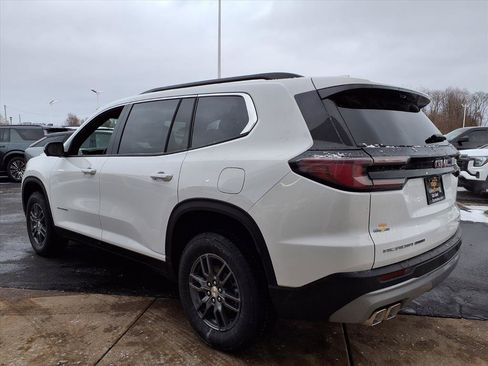 New 2026 GMC Acadia Elevation AWD/4WD image 8