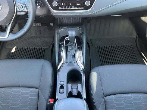 Used 2025 Toyota Corolla SE FWD image 15