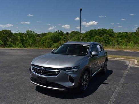 Used 2023 Buick Envision Essence image 3