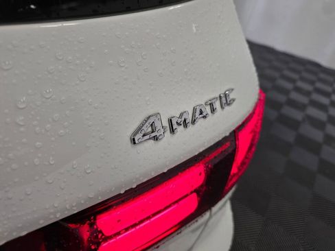 Certified 2025 Mercedes-Benz GLB 250 4MATIC image 25