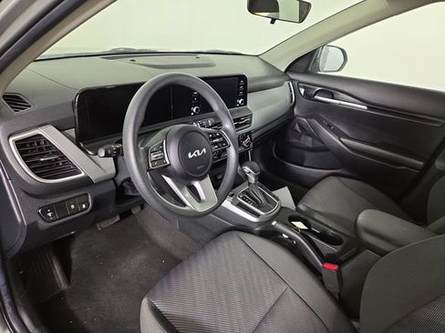 Certified 2026 Kia Seltos LX AWD/4WD image 13