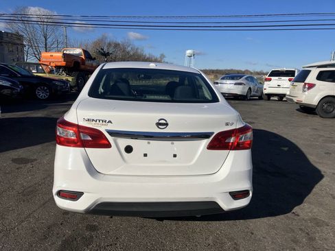 Used 2016 Nissan Sentra SV image 8