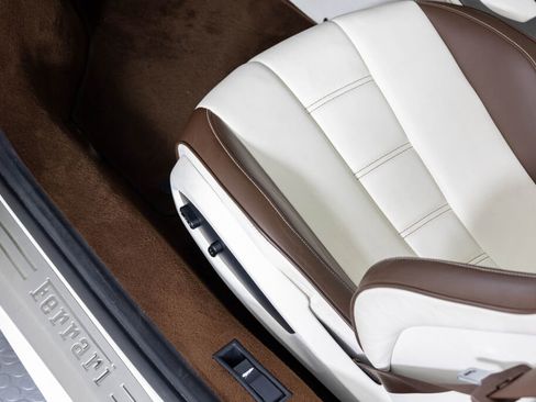 Certified 2014 Ferrari 458 Italia Coupe image 47