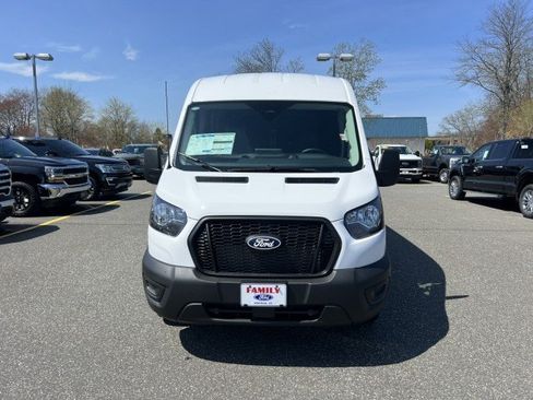 New 2026 Ford Transit 250 148 Medium Roof w/ Load Area Protection Package RWD image 21
