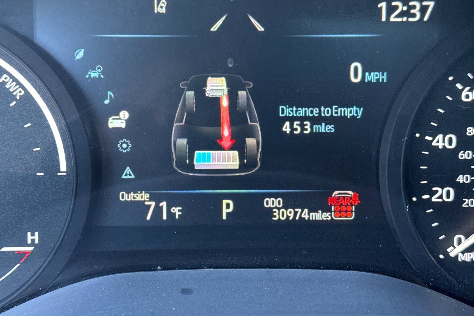 Used 2026 Toyota Sienna XLE FWD image 24
