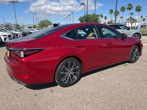 Used 2023 Lexus ES 350 w/ Premium Package image 3