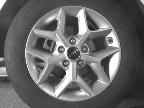 Used 2025 Kia Soul LX w/ LX Technology Package FWD image 22