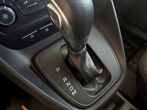 Used 2022 Ford Transit Connect XL FWD image 30