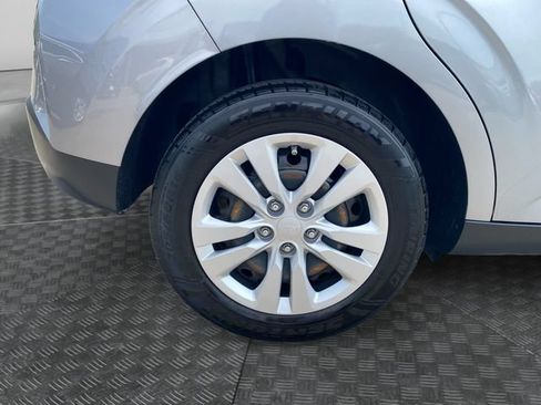 Used 2023 Kia Soul LX FWD image 33
