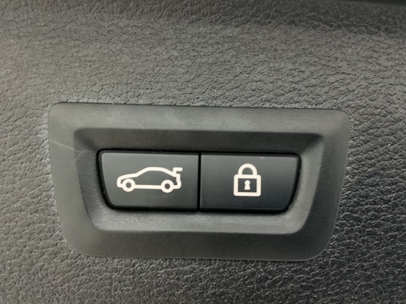 Used 2017 BMW X3 xDrive28i AWD/4WD image 46
