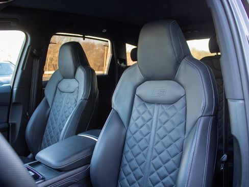 Used 2025 Audi SQ7 Prestige image 12