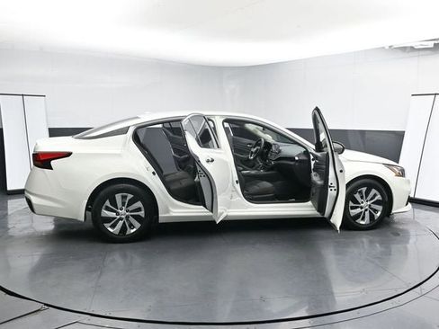 Used 2020 Nissan Altima 2.5 S image 37