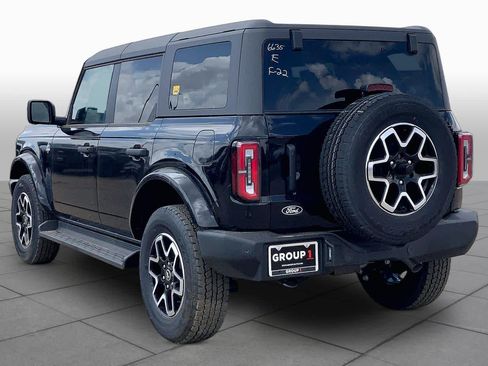 New 2026 Ford Bronco Outer Banks AWD/4WD image 12