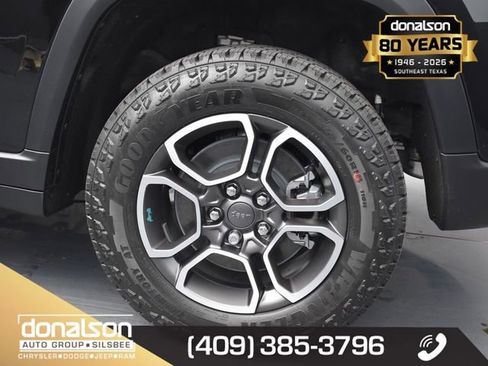 New 2024 Jeep Grand Cherokee Trailhawk w/ Advanced Protech Group II image 11