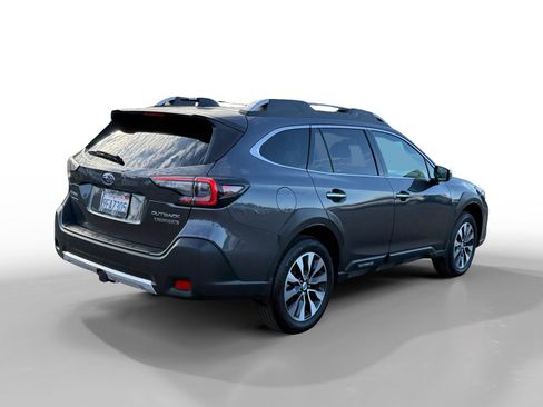 Certified 2023 Subaru Outback Touring XT image 5