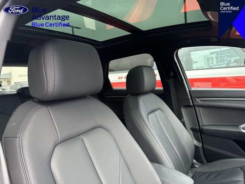 Used 2025 Audi Q3 2.0T Premium w/ Convenience Package AWD/4WD image 18