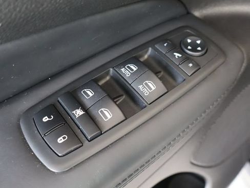Used 2020 Jeep Grand Cherokee High Altitude AWD/4WD image 18