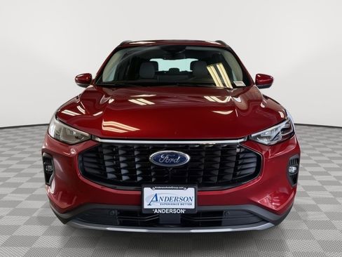 Used 2024 Ford Escape Platinum w/ Premium Technology Package image 4