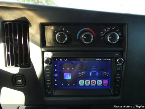 Used 2017 Chevrolet Express 3500 image 38