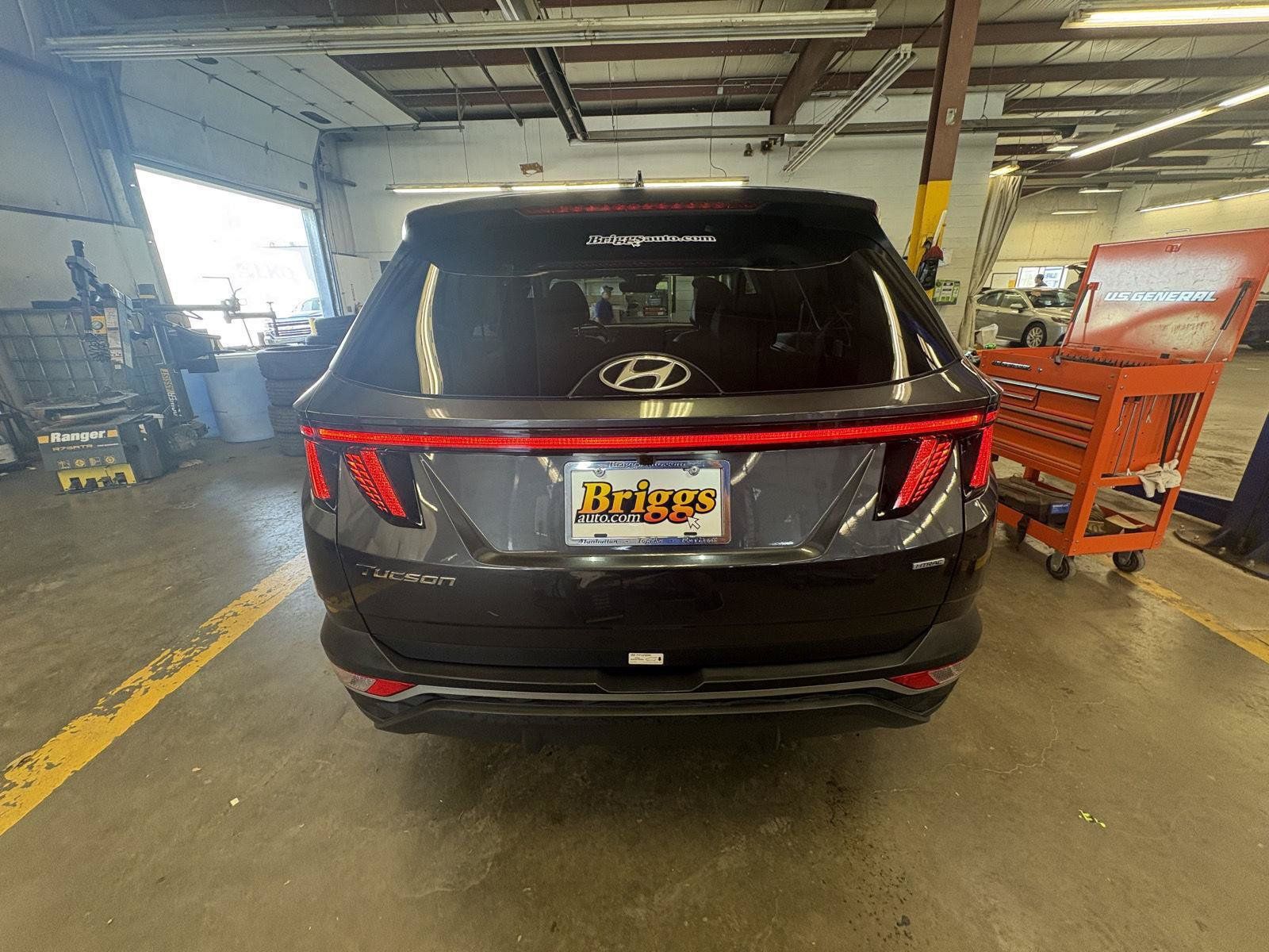 Used 2024 Hyundai Tucson SEL w/ Convenience Package AWD/4WD image 4
