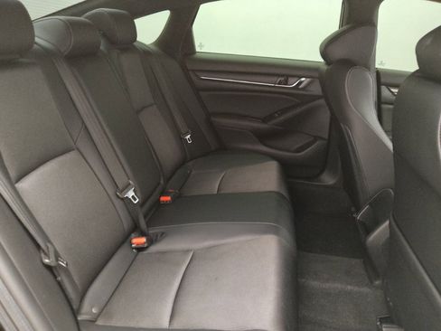 Used 2020 Honda Accord Sport image 19
