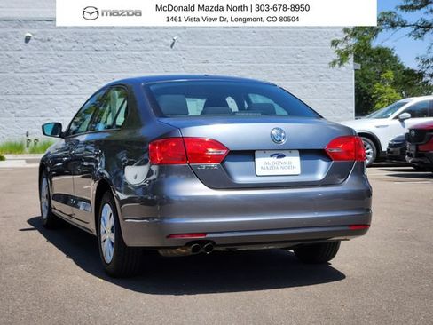 Used 2011 Volkswagen Jetta S FWD image 3