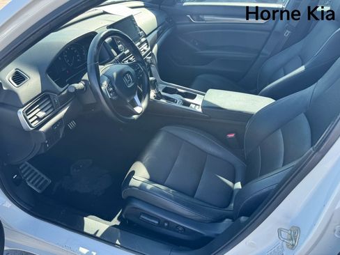 Used 2019 Honda Accord Sport image 9
