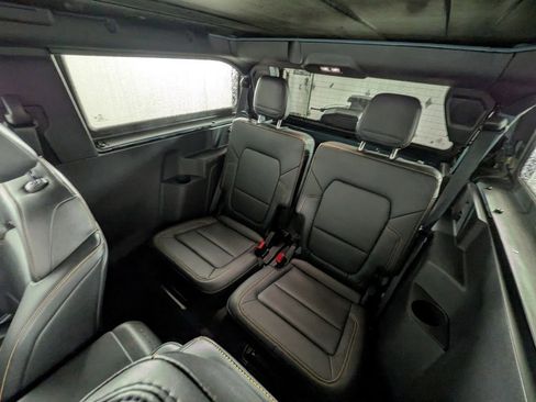 Used 2022 Ford Bronco Badlands AWD/4WD image 32