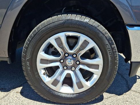 Used 2022 RAM 1500 Limited AWD/4WD image 8