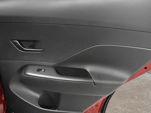 Used 2024 Hyundai Kona SEL w/ Convenience Package image 15