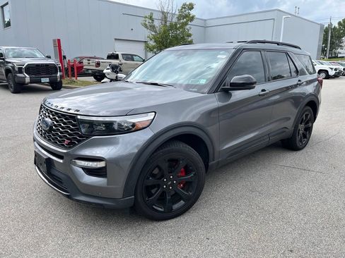 Used 2023 Ford Explorer ST w/ Equipment Group 401A AWD/4WD image 4