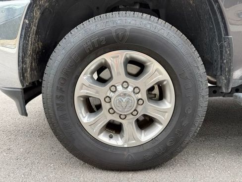 Used 2025 RAM 2500 Big Horn AWD/4WD image 17