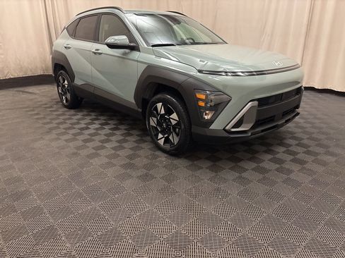 Certified 2024 Hyundai Kona SEL w/ Convenience Package image 3