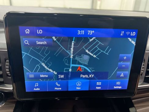Used 2023 Ford Explorer Limited AWD/4WD image 15
