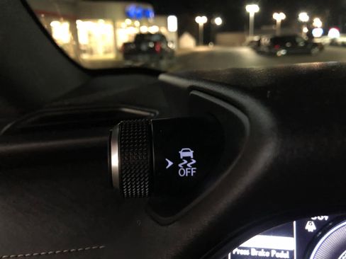 Used 2020 Lexus UX 250h w/ Premium Package image 15