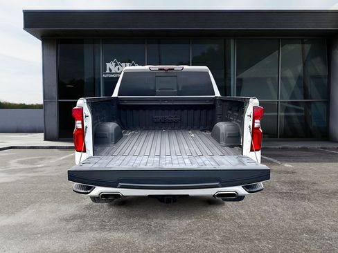 Used 2022 Chevrolet Silverado 1500 High Country w/ Z71 Off-Road Package image 17