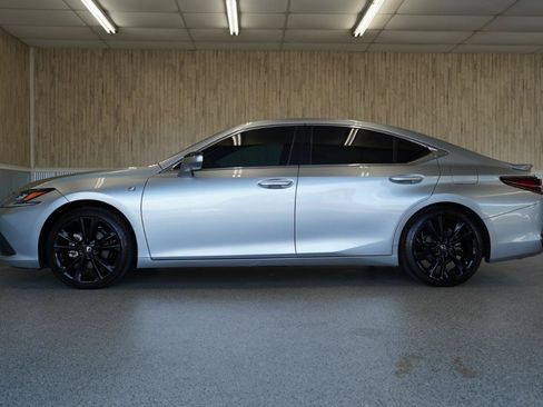 Used 2024 Lexus ES 300h F Sport w/ Accessory Package (Z2) FWD image 5