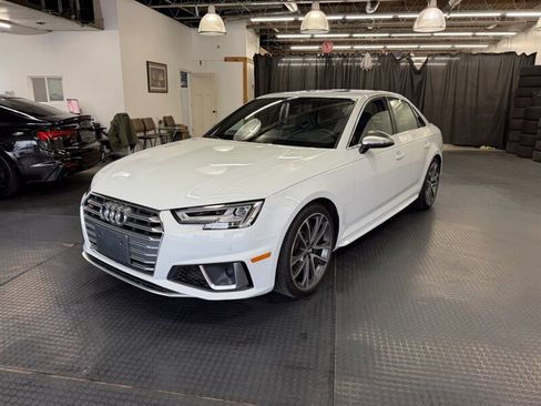 Used 2019 Audi S4 Prestige w/ Prestige Package image 5