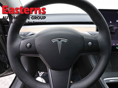 Used 2023 Tesla Model 3 Standard Range RWD image 10