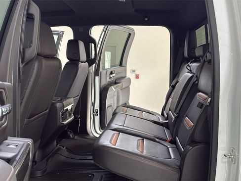 Used 2022 GMC Sierra 3500 AT4 w/ AT4 Preferred Package image 15