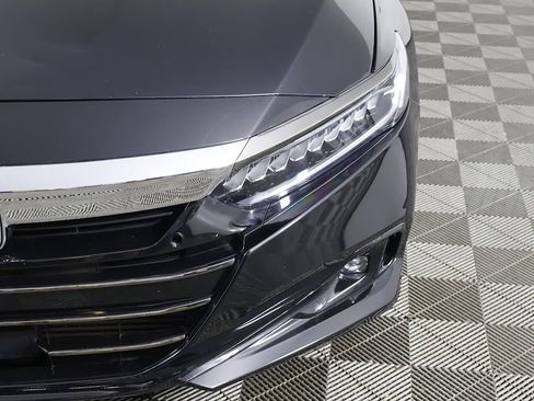 Used 2022 Honda Accord Sport image 11
