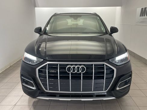 Used 2023 Audi Q5 2.0T Premium w/ Convenience Package image 3
