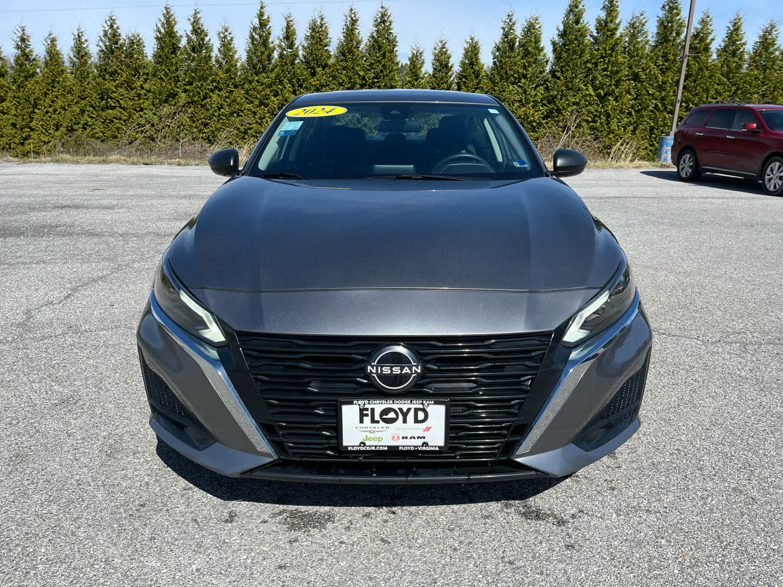 Used 2024 Nissan Altima 2.5 SV FWD image 8