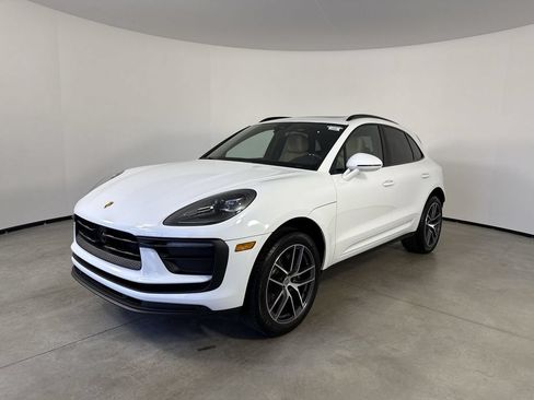 Certified 2026 Porsche Macan Turbo AWD/4WD image 1