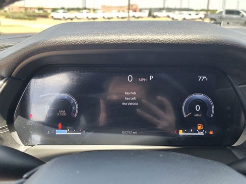 Used 2024 Jeep Grand Cherokee Altitude AWD/4WD image 11