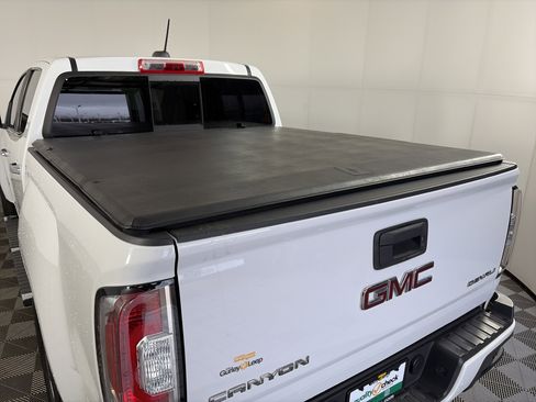 Used 2019 GMC Canyon Denali image 14