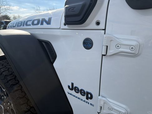 Certified 2023 Jeep Wrangler Unlimited Rubicon 4xe w/ Steel Bumper Group image 35